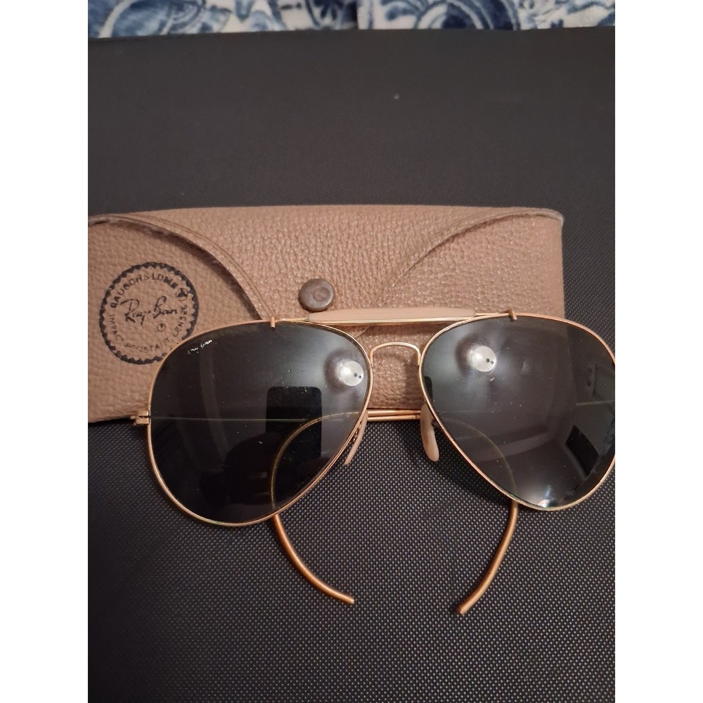 Vintage Rayban AVIATOR Sunglasses Gold Frames PILOT Aviators 62mm